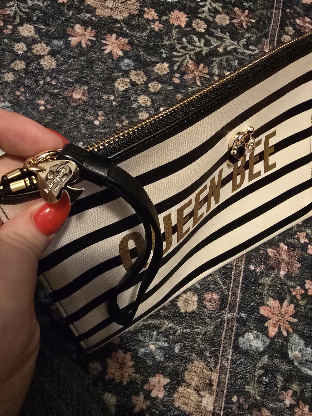 Kate Spade Queen Bee Striped Wristlet Clutch - Picture 3 of 4